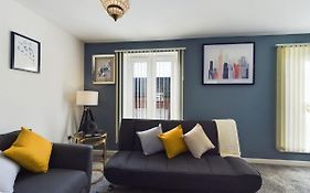 247 Serviced Accommodation In Stafford- 3Br Townhouse